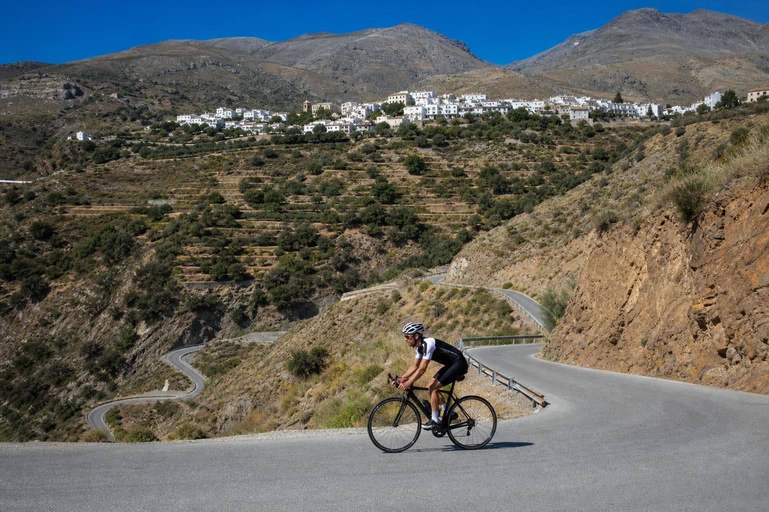 Rundtour ab Málaga: Alhambra, weiße Dörfer und Sierra Nevada