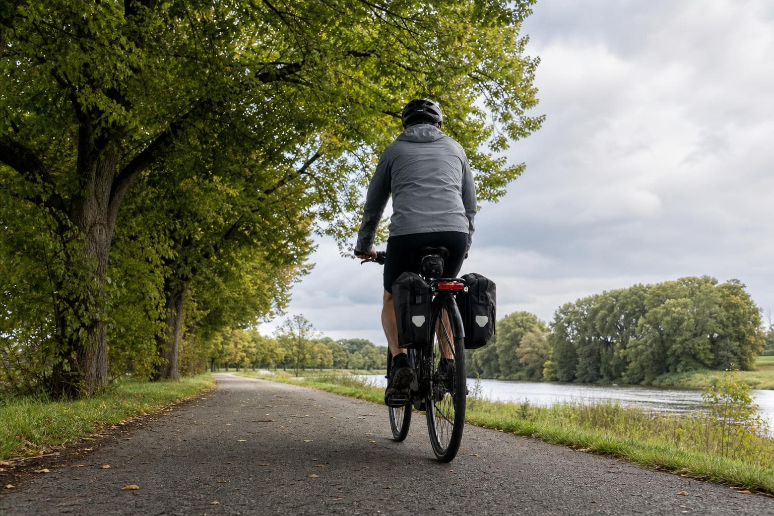 Dresdner Flüssetour: Elbe, Spree und Neiße