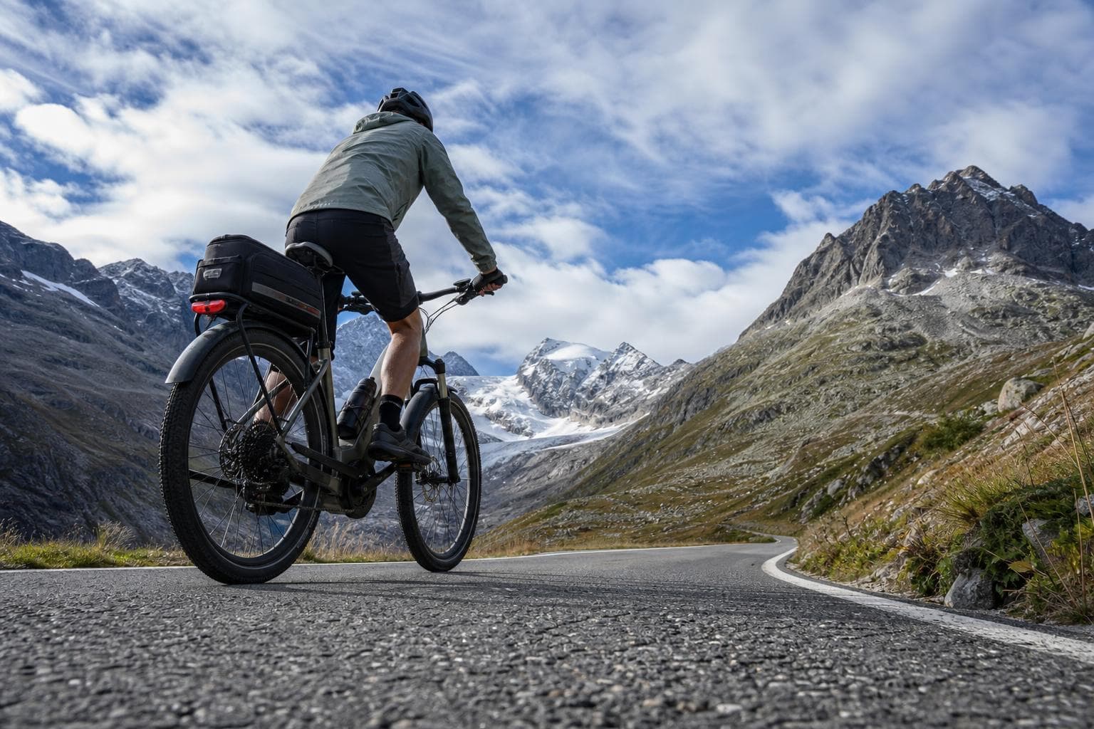 E-MTB TransAlp: St. Anton - Comer See /2-Level-Guided