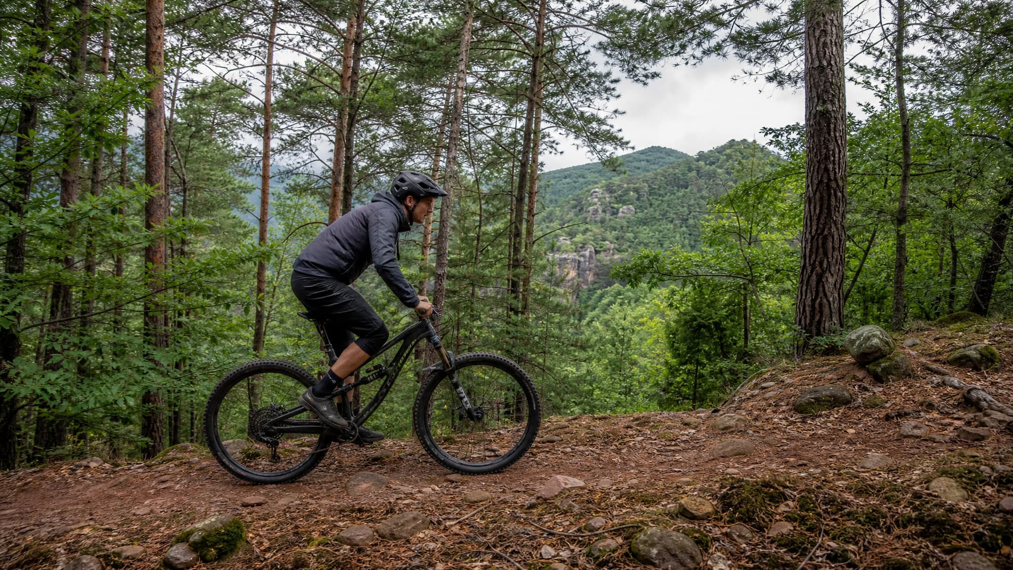 Sterntour ab Elmstein: 30 Tage MTB & E-Bike Fahrtechnik-Training im Pfälzerwald