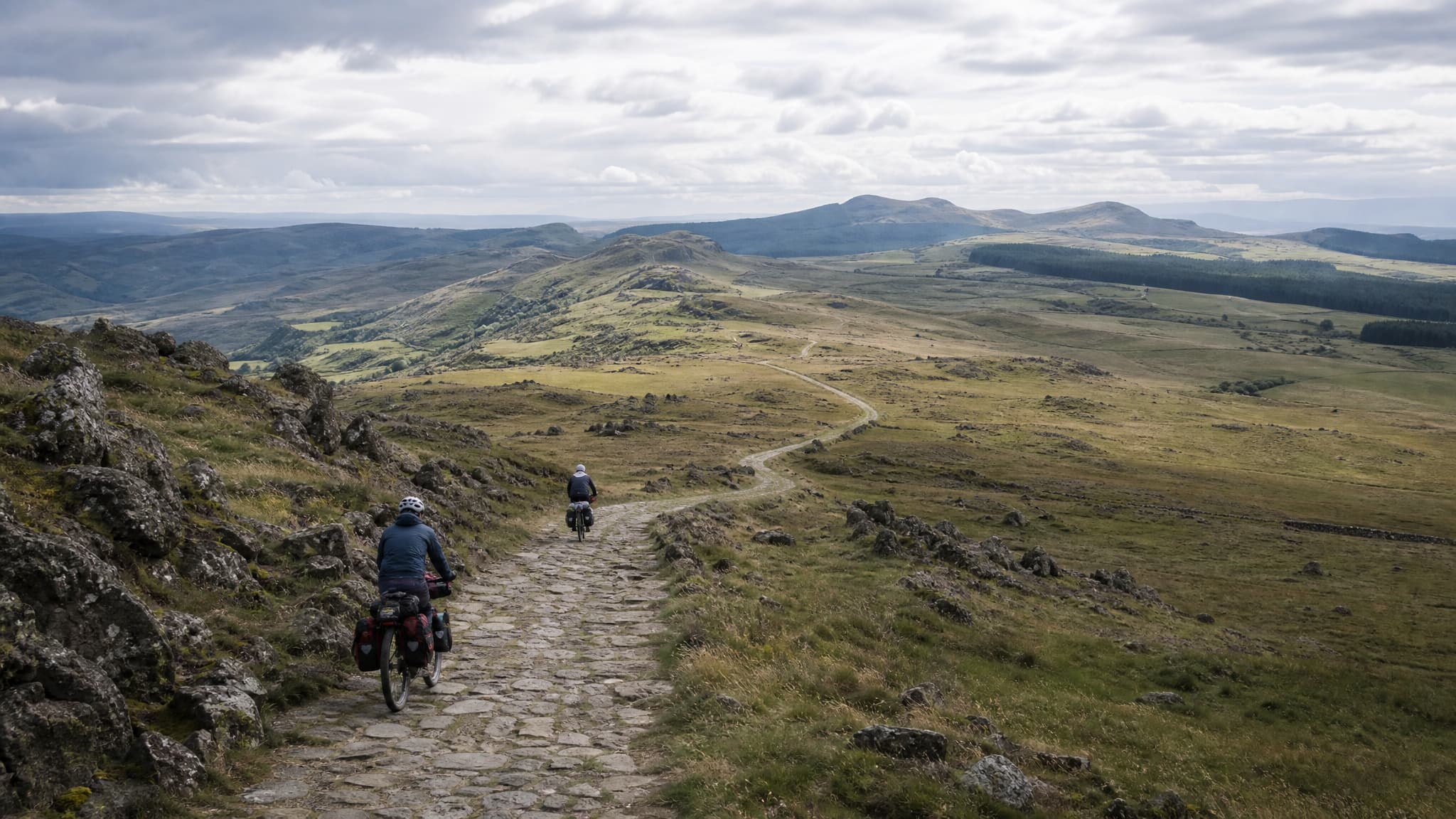 Jakobsweg mit dem Rad: Le Puy nach Santiago de Compostela — 18 Tage
