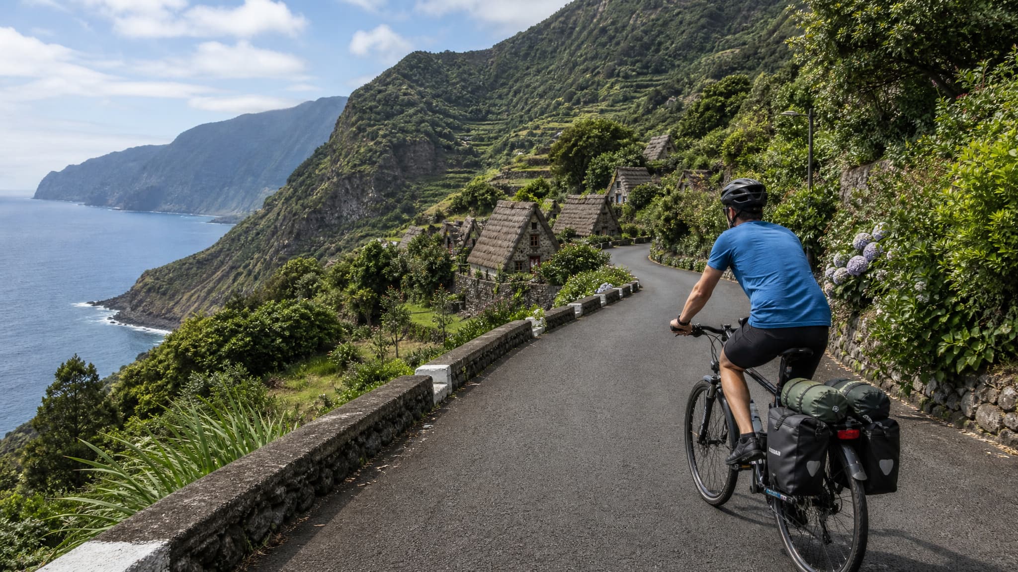 Rundtour Madeira: Lorbeerwälder, Küstenklippen & Inselschätze