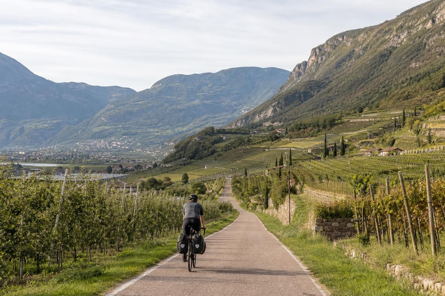 Trekkingreise vom Reschensee ans Gardasee und nach Verona