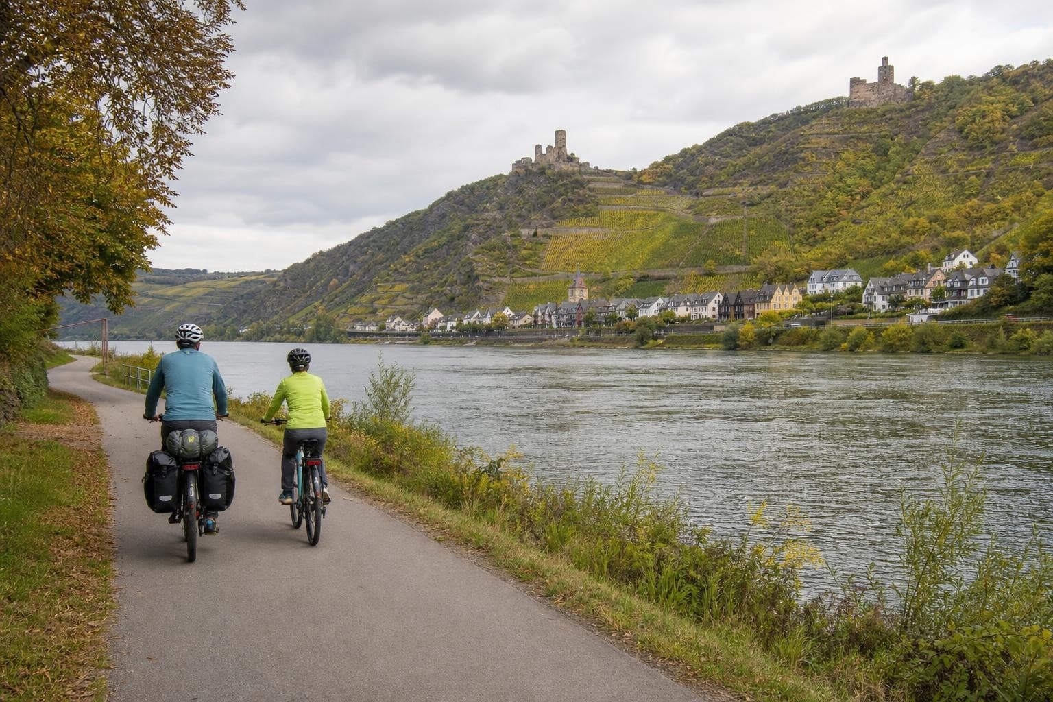 Rhein-Bummeltour Mainz – Köln: acht gemütliche Etappen durchs Burgenland