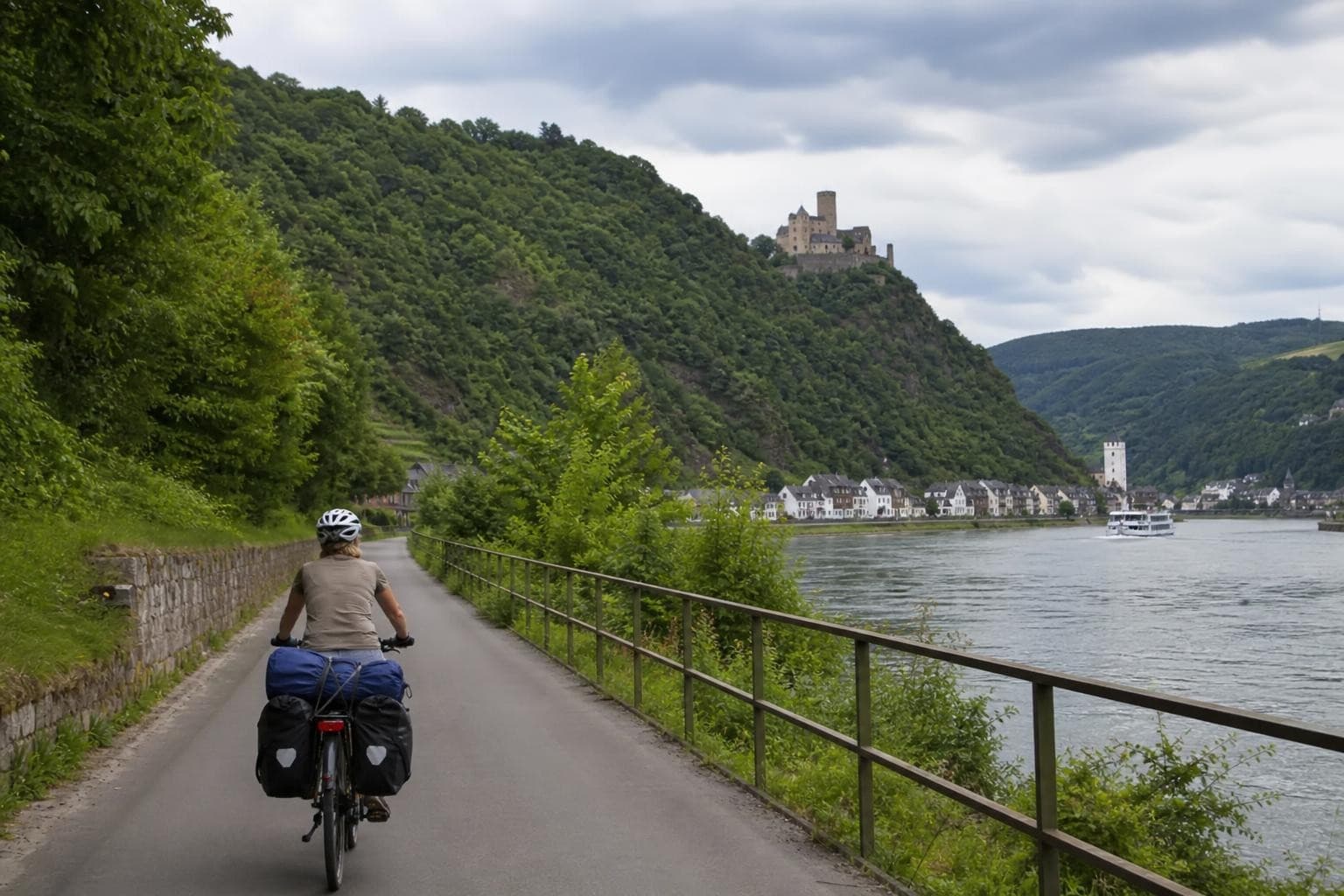 Rad & Schiff: Köln nach Mainz durchs Burgenland am Mittelrhein