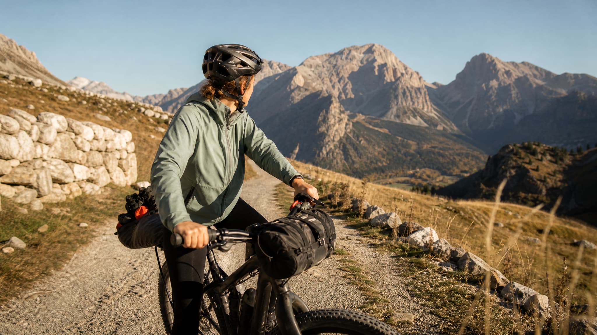Wanderreise von Meran zum Gardasee — durch Südtirols Burgen und Berglandschaften